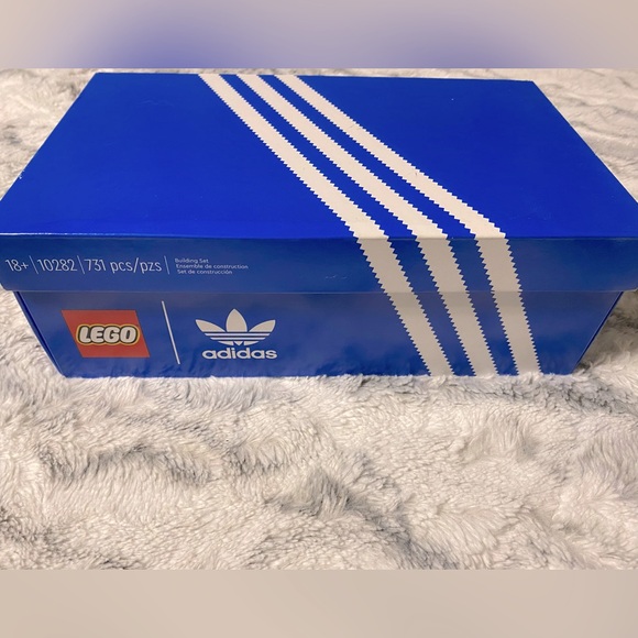 LEGO® Icons adidas Originals Superstar 10282 Building Kit. New Factory Sealed. - Picture 2 of 15